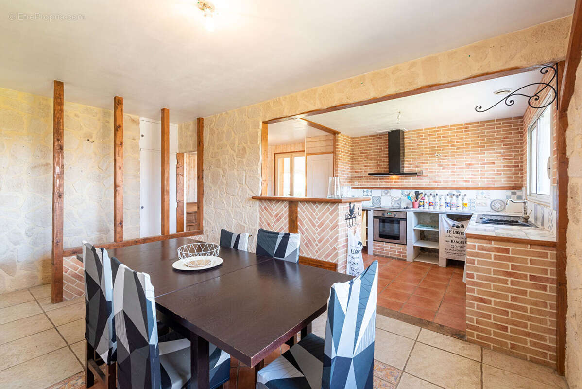 Appartement à GRENADE-SUR-L&#039;ADOUR