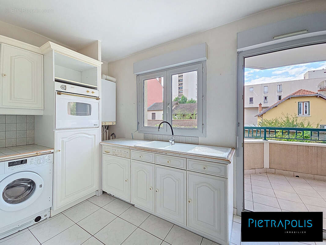 Appartement à VILLEURBANNE