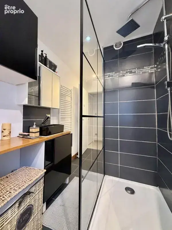 Dijon – port du canal  t3 66 m² rénové – rez-de-jardin – place parking privative & cave - photo 10