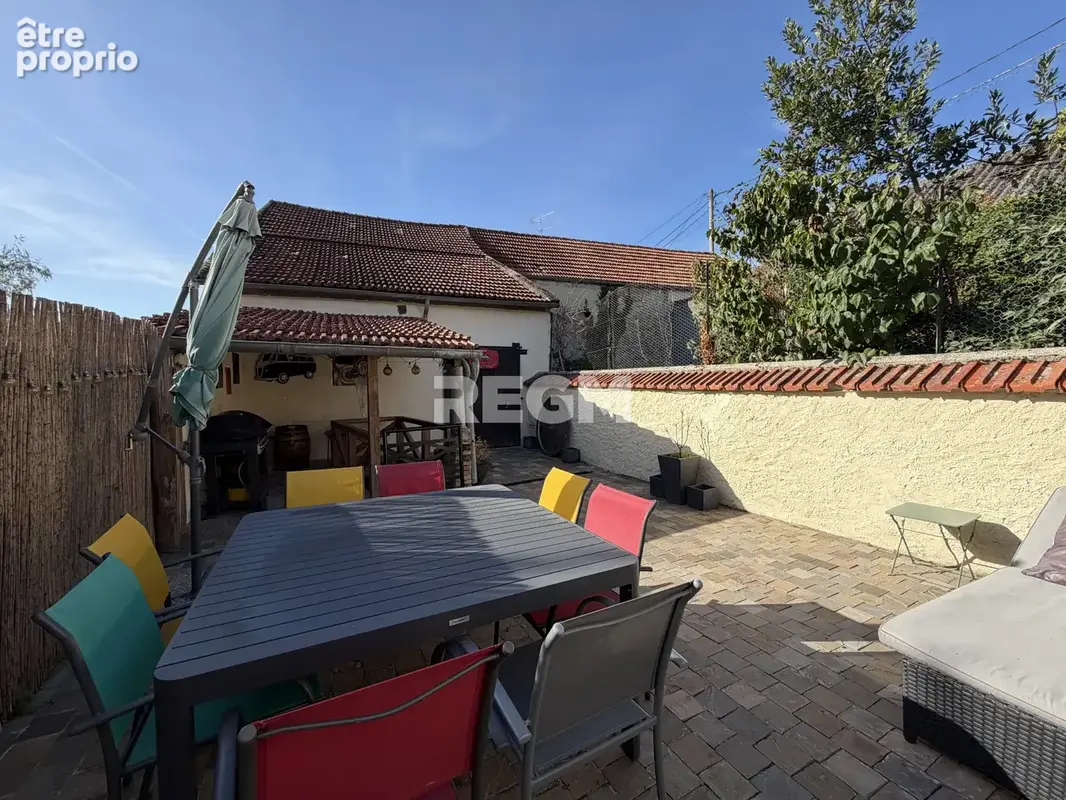 Maison 3 chambres avec cour et dépendance. - photo 19