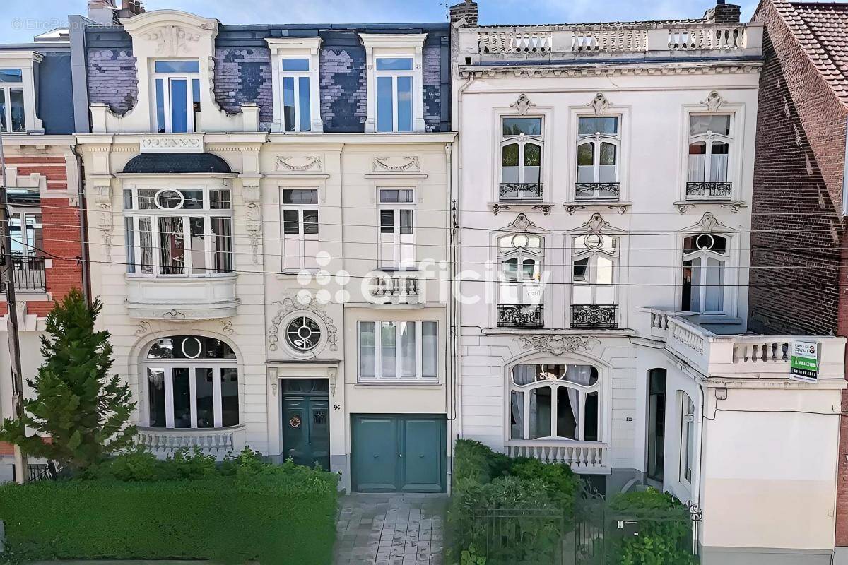 Maison à LA MADELEINE
