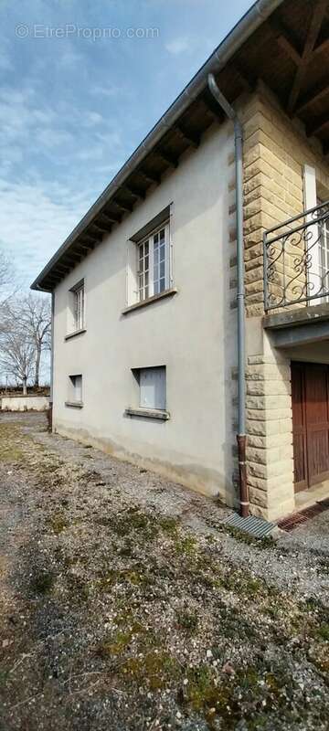 Maison à VAILHOURLES