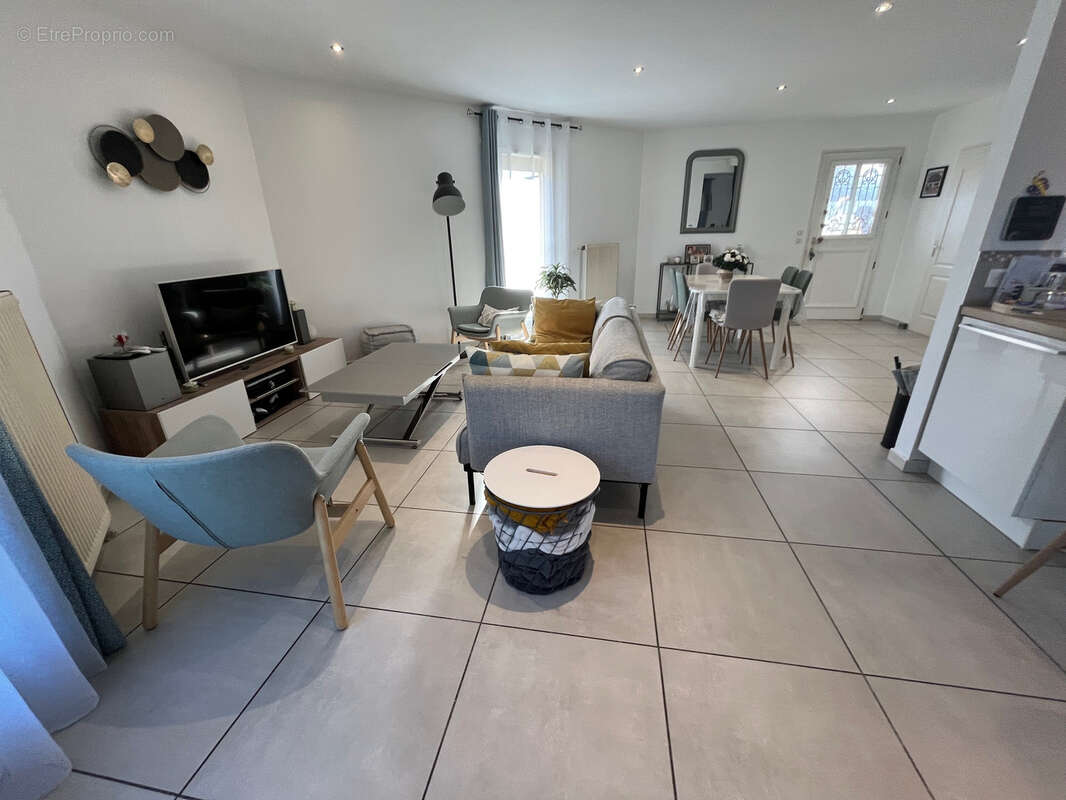 Maison à SAINT-ANDRE-DE-CORCY