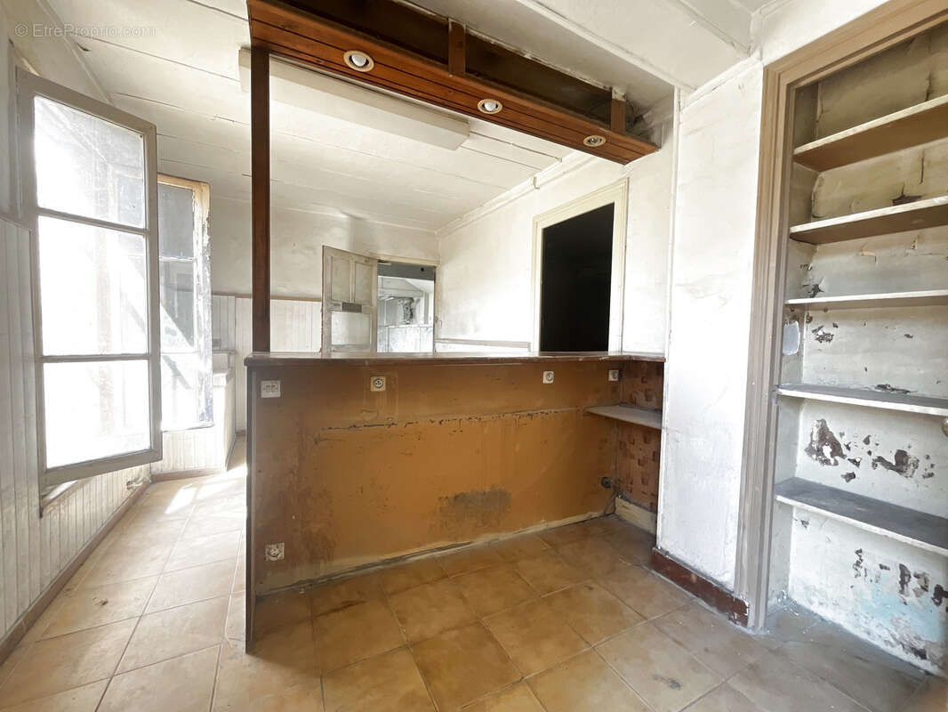 HIDRI IMMO PLUS vous propose un Ensemble immobilier unique à fort potentiel : Maison, Atelier et Dépendances - photo 8