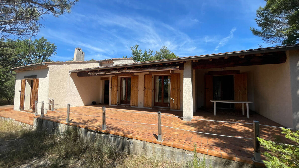 Maison à GRIGNAN