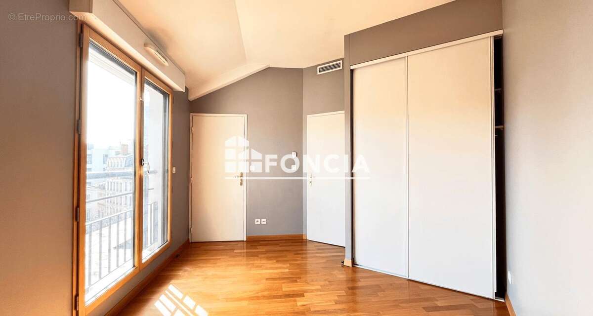 Appartement à LYON-6E