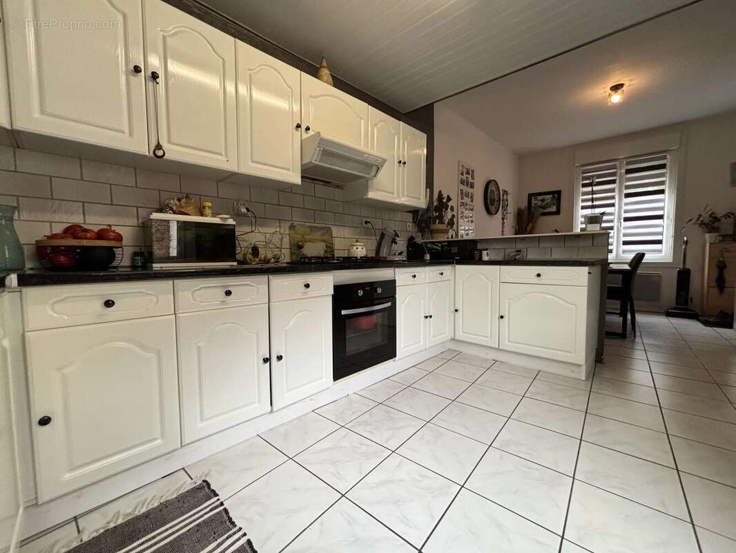 Maison à GOUZEAUCOURT