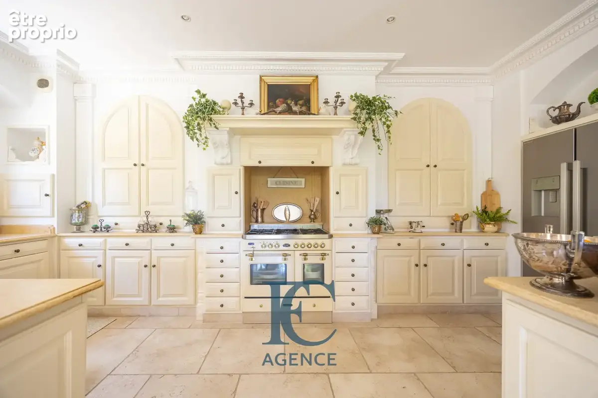 Villa de 225 m2 de plain-pied au calme près des plages - photo 3