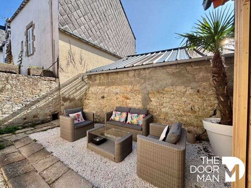 Maison à LE POULIGUEN