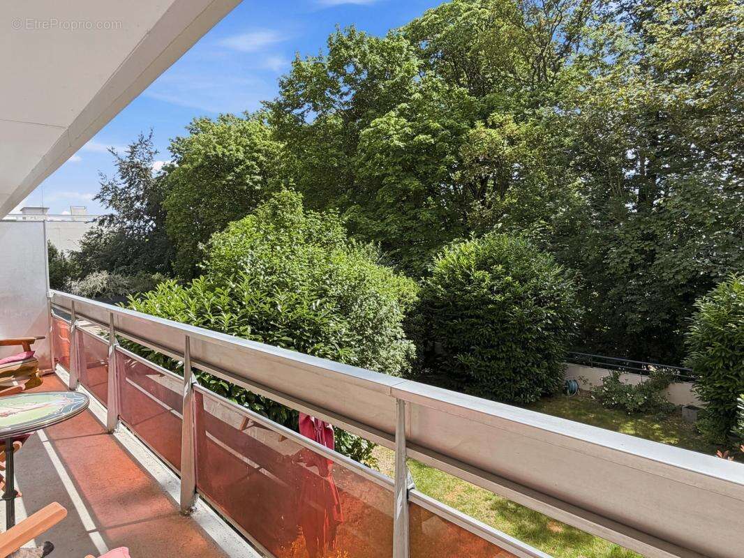 Appartement à MAREIL-MARLY