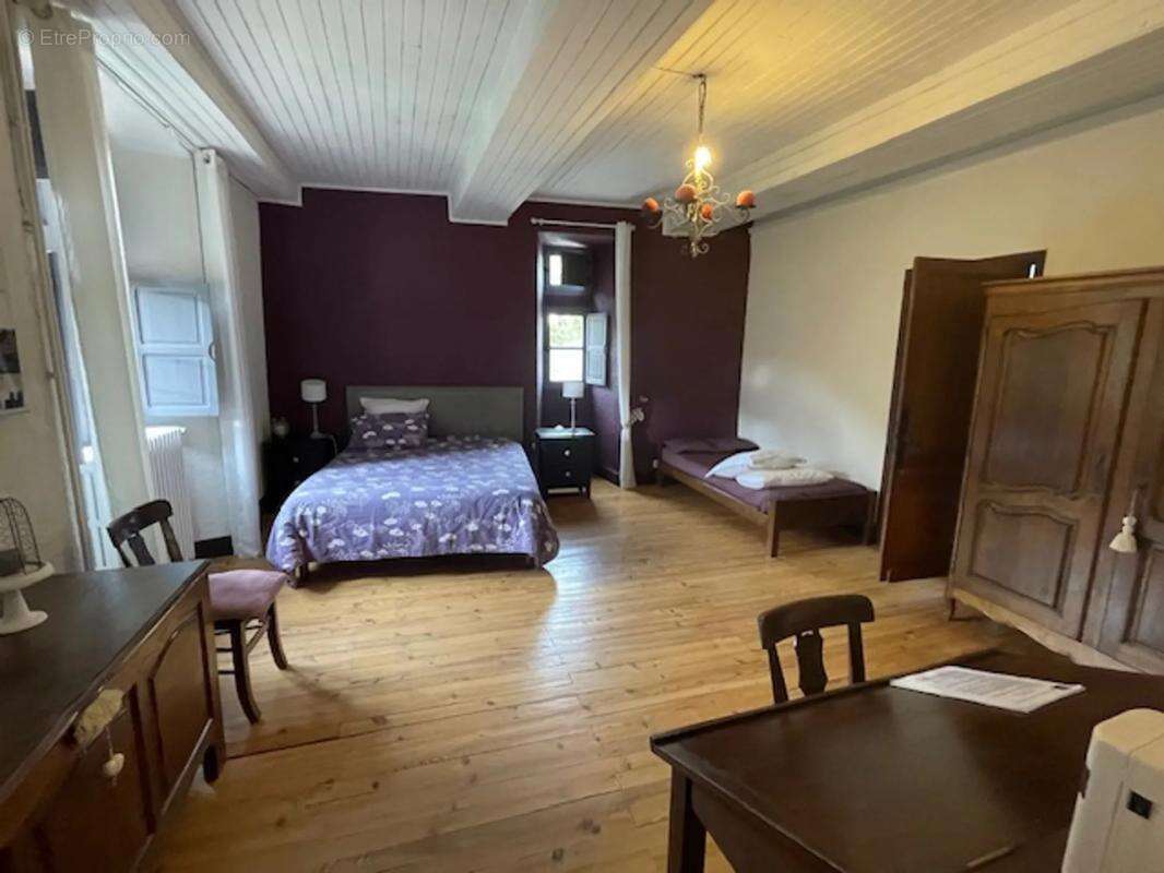 Maison à RIVIERE-SUR-TARN