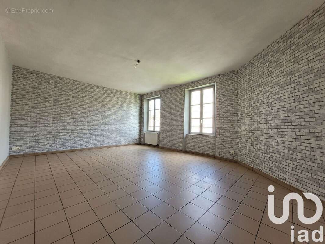Photo 3 - Maison à ESTERNAY