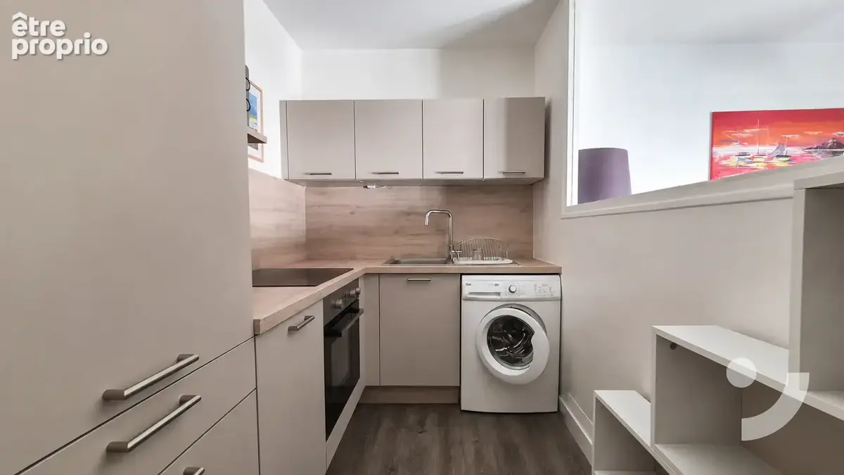 Studio 37,30 m2 rénové   Hyper-centre Épernay   Investissement locatif - photo 2