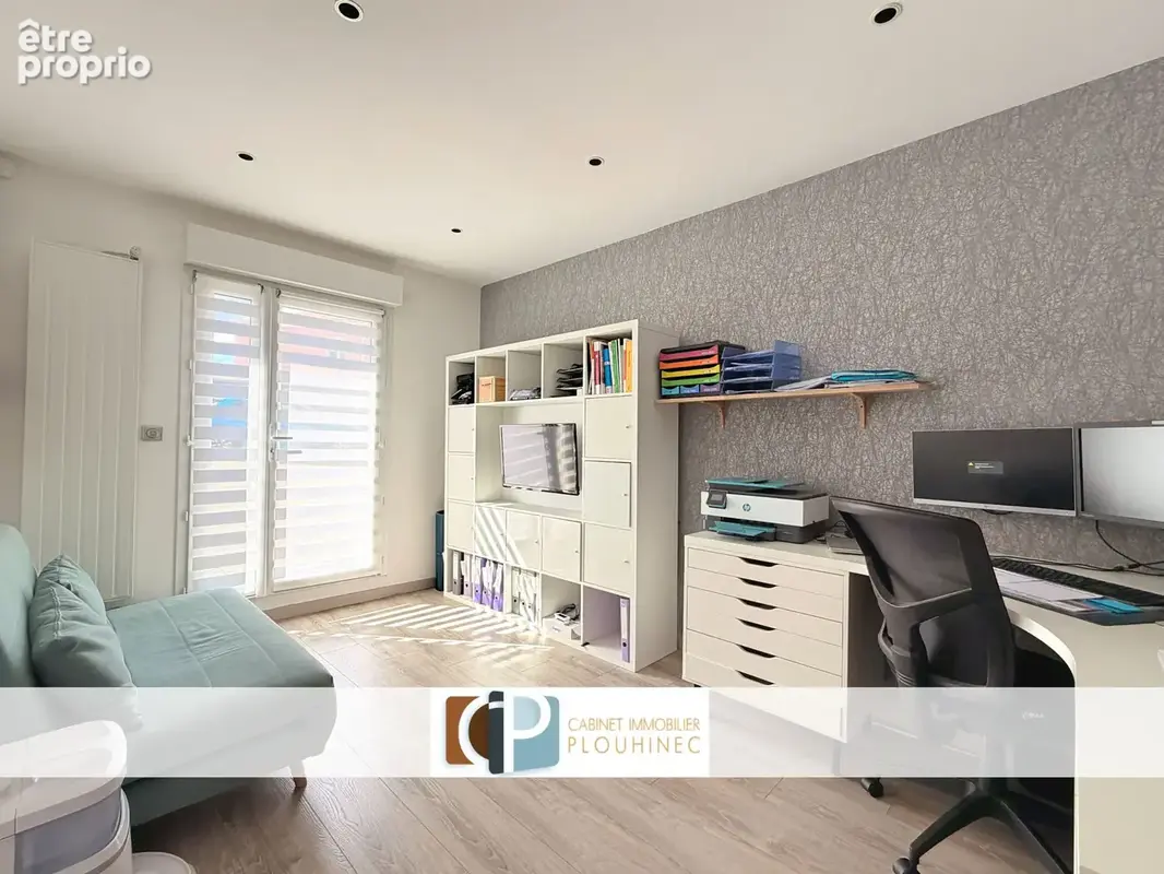 NOUVEAUTÉ à Charnay-lès-Mâcon   Maison familiale avec piscine. - photo 12