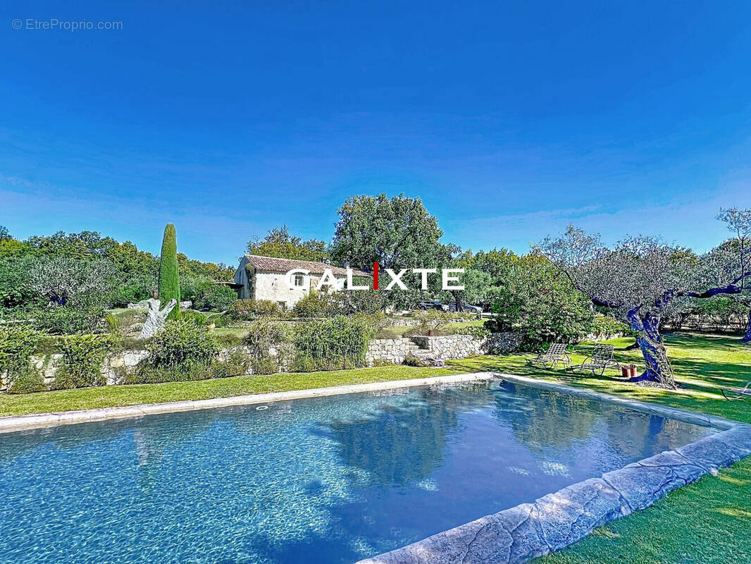 Maison à TOURRETTES