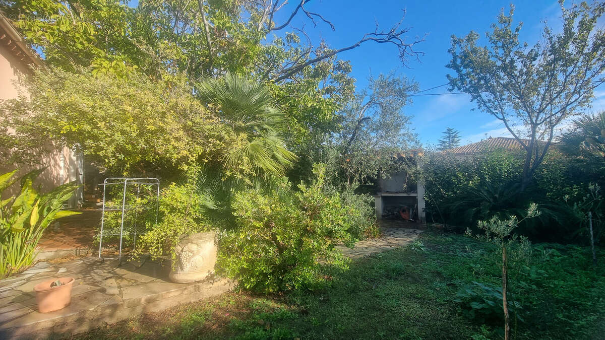 Maison à LA FARLEDE