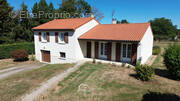Maison à LUSIGNAN
