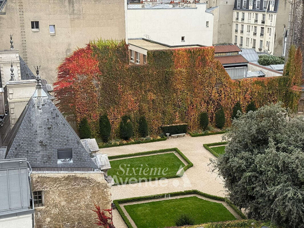 Appartement à PARIS-4E