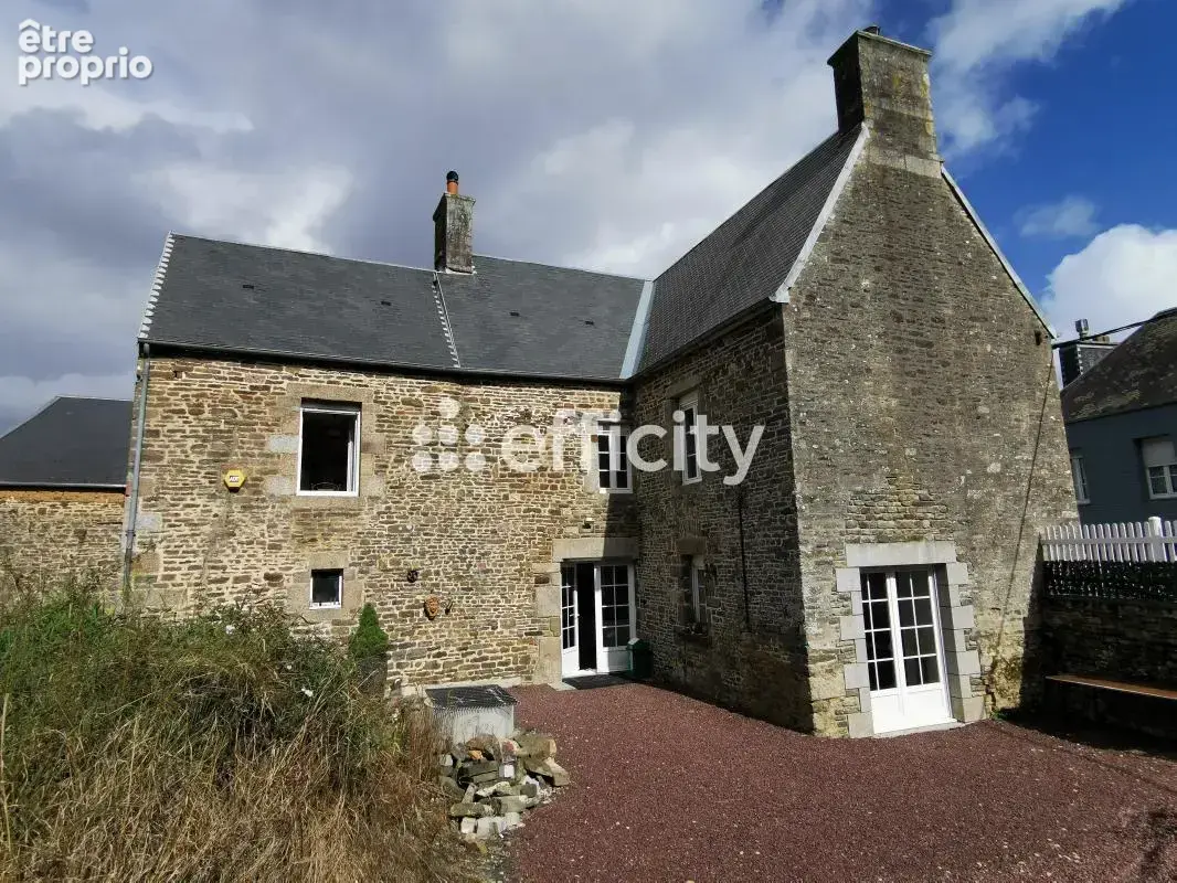 Maison à TESSY-SUR-VIRE