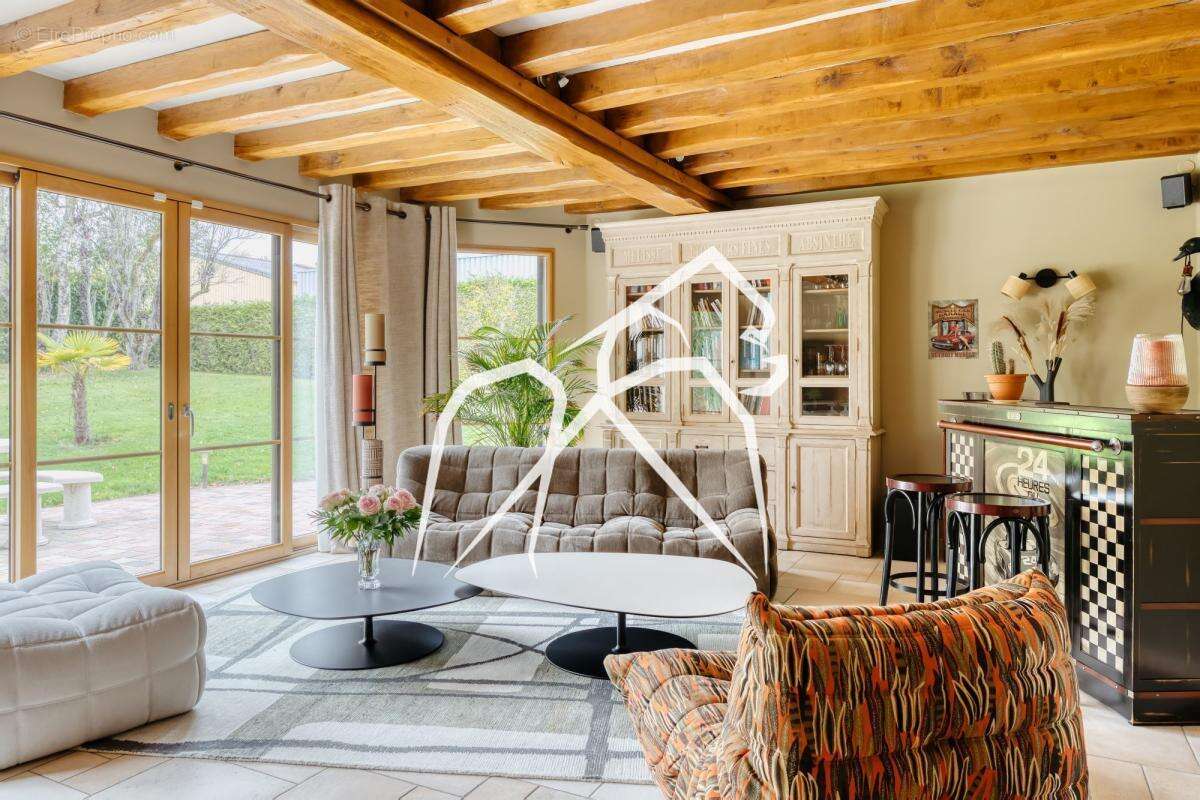 Maison à ISNEAUVILLE