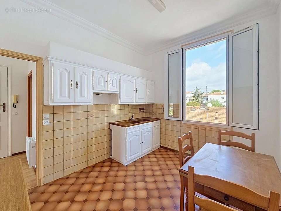 CANNES basse Californie,  immeuble de 145m² habitables en "monopropriété" - photo 6