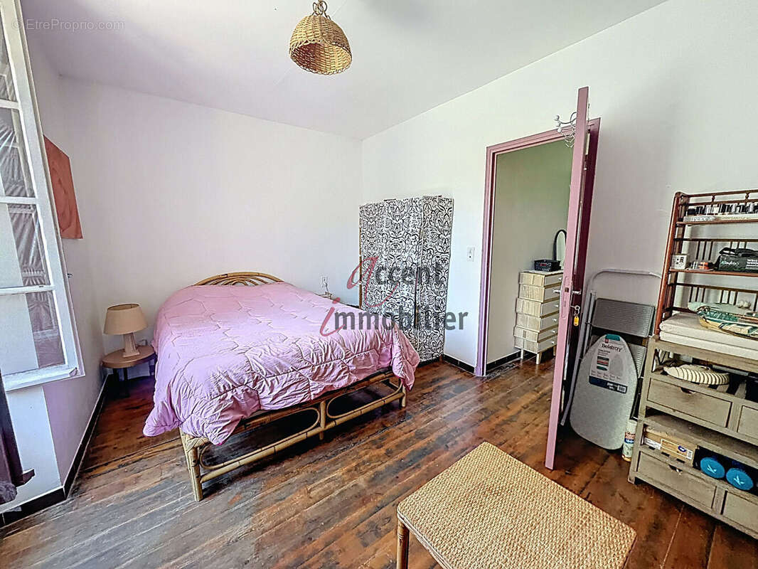 Cabannes : Mas en campagne comprenant deux logements - photo 13