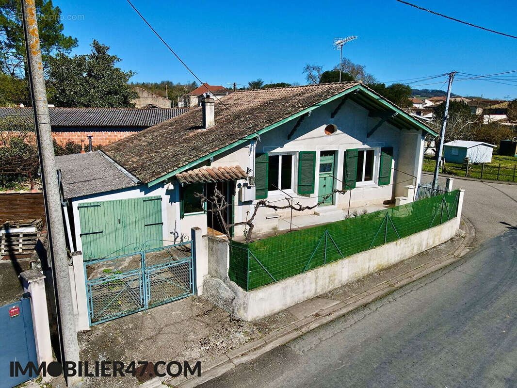 Maison à CLAIRAC