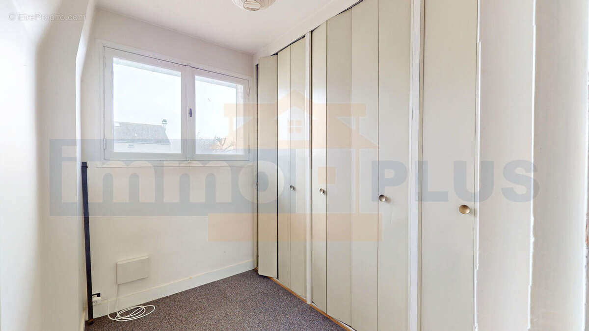 Maison à FONTENAY-LE-FLEURY