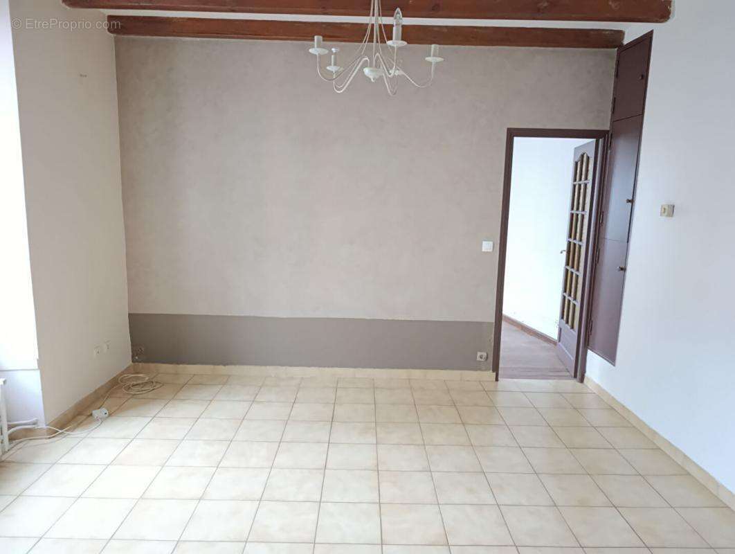 appartement 2 pièces avec cave et grenier - photo 6