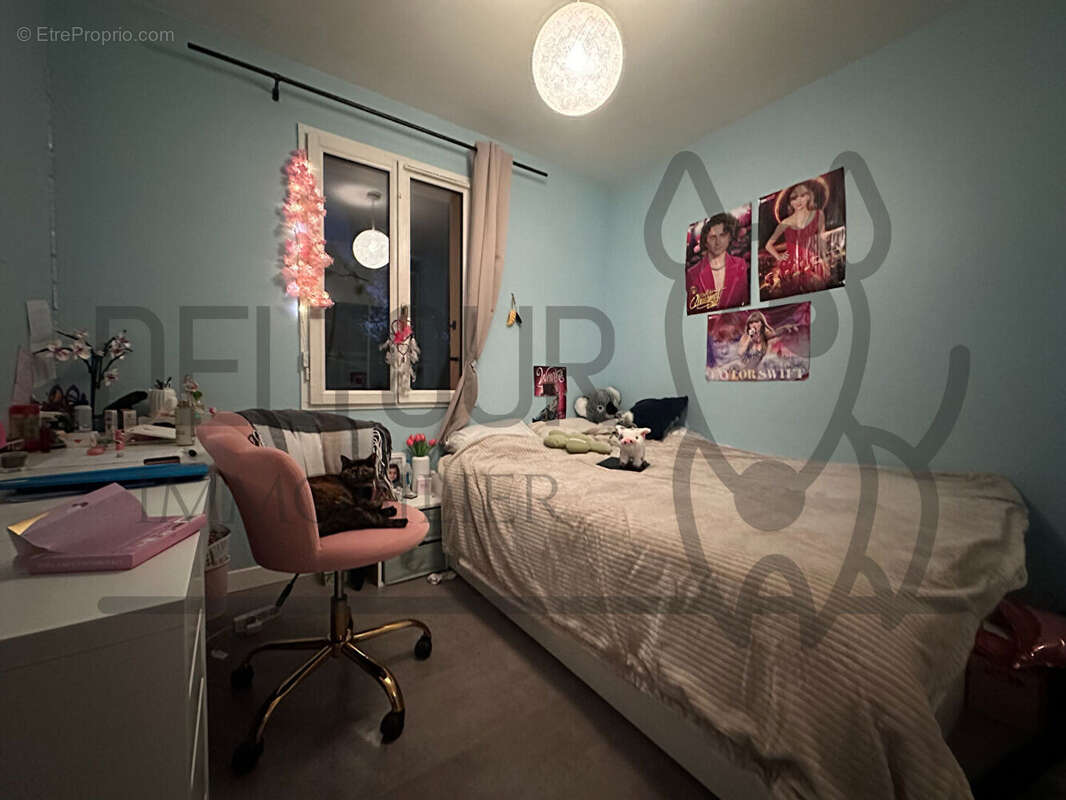 Maison à VILLENEUVE-LE-COMTE