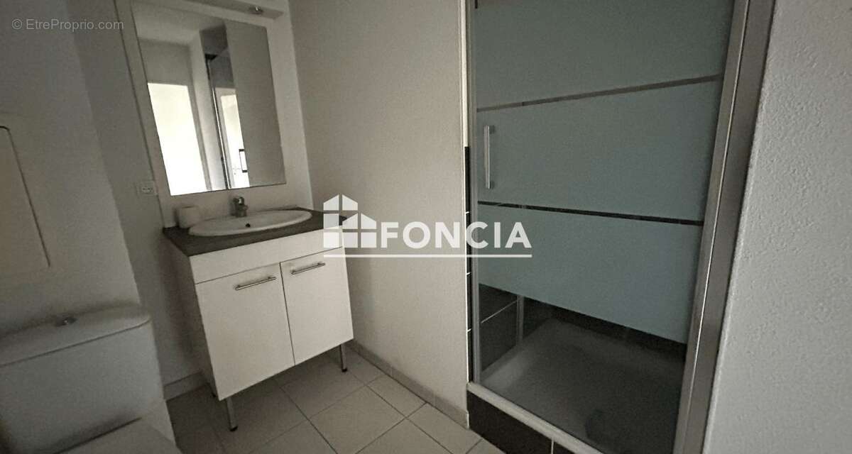 Appartement à FRANQUEVILLE-SAINT-PIERRE