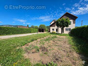Appartement à SAINT-GENIX-SUR-GUIERS