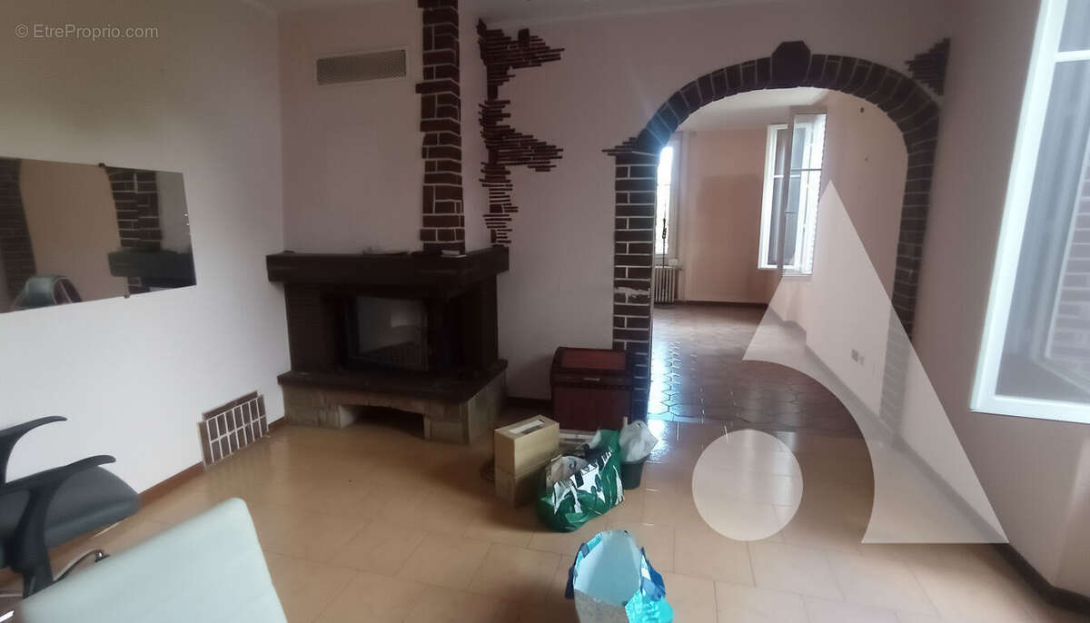 Maison à SAINTE-SAVINE