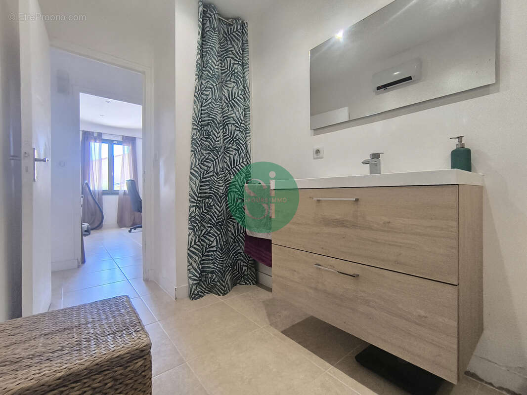 Seyne sud / maison plain pied-piscine-garage - photo 16