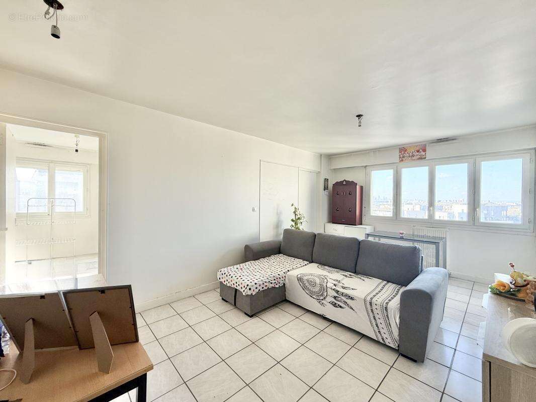 Appartement à EPINAY-SUR-SEINE