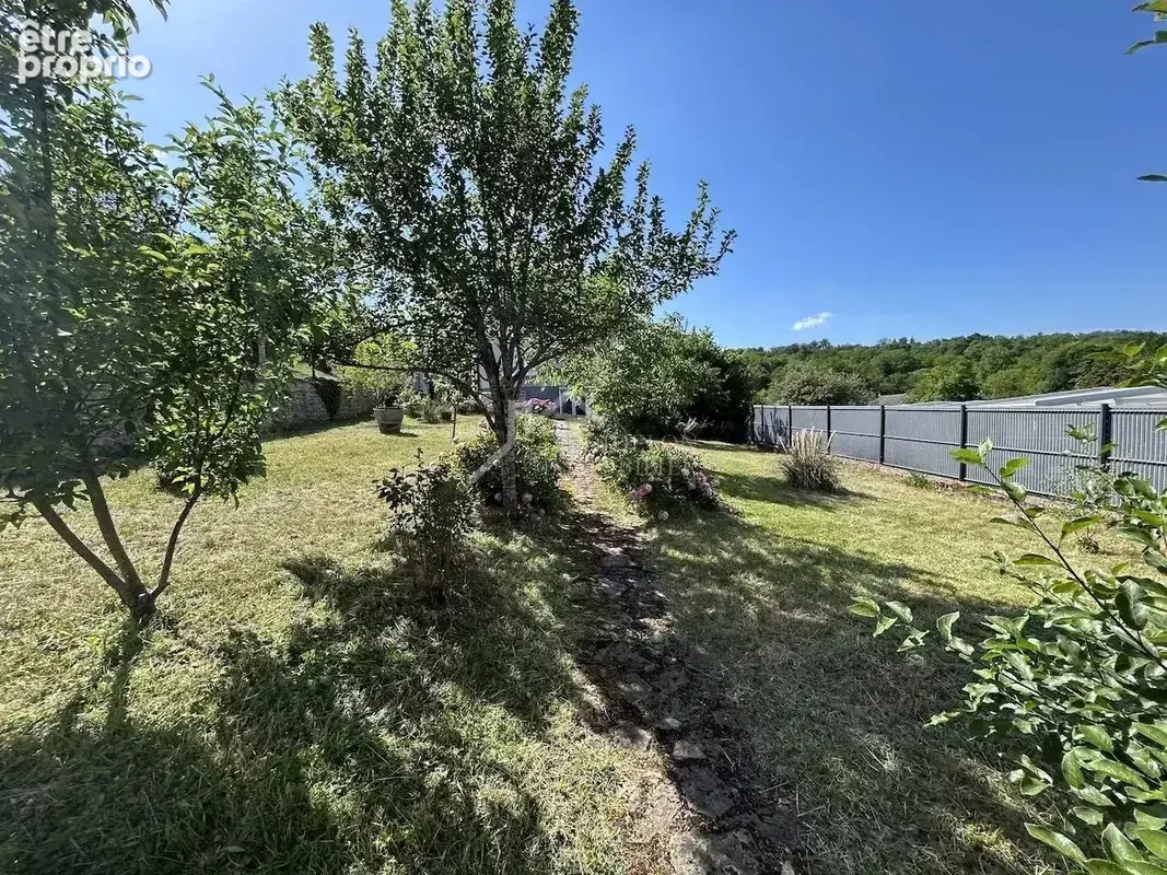 Terrain à bâtir - 384m² - photo 4