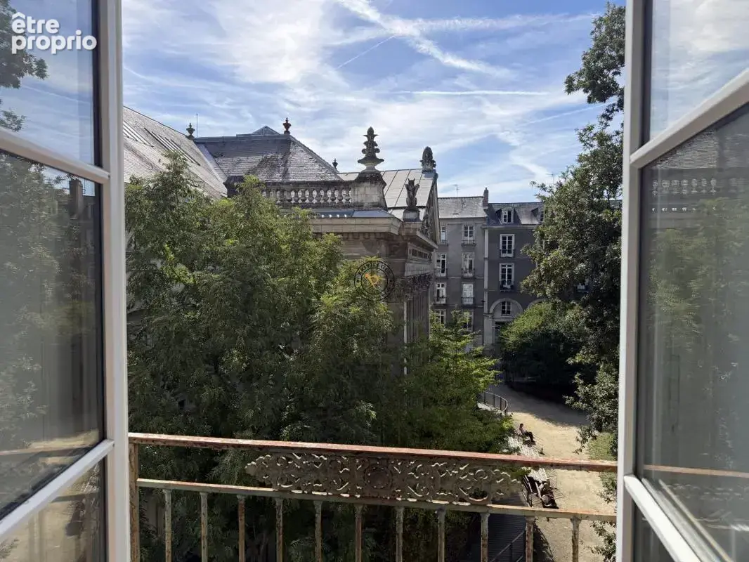 Appartement Place de la Monnaie avec vue - Nantes quartier Gra - photo 8