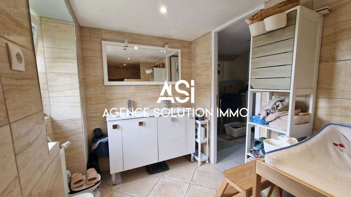 Maison à SAINT-PAUL-LE-GAULTIER