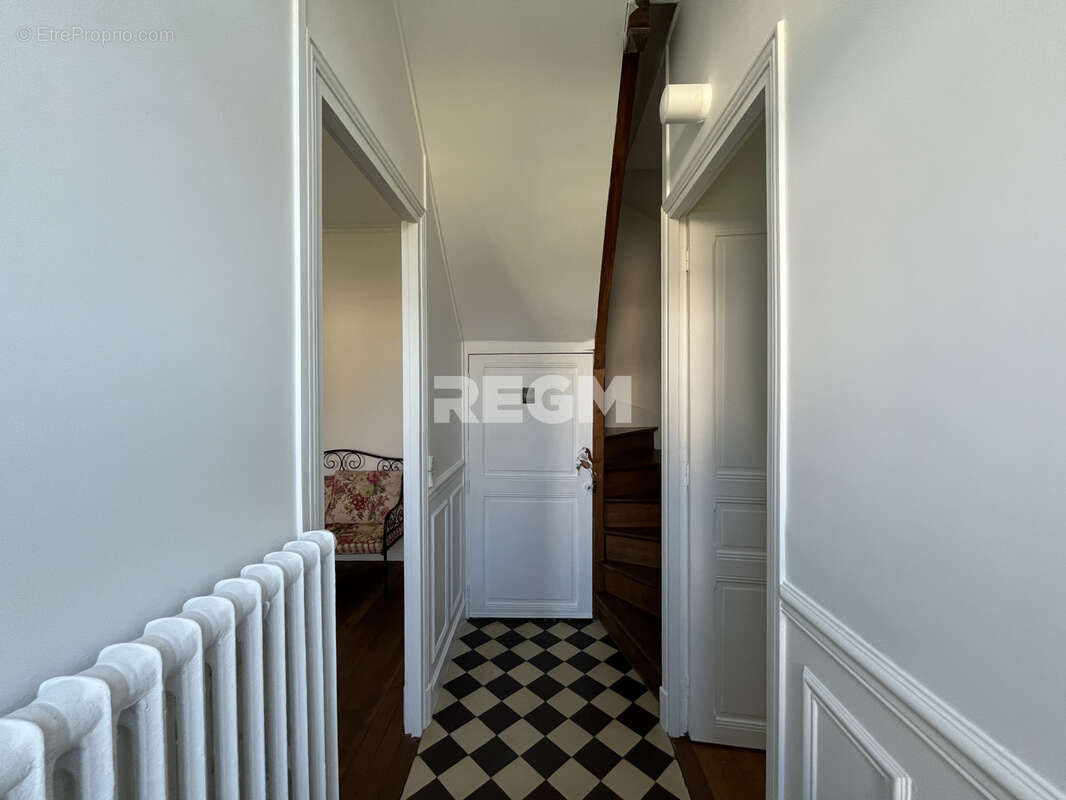 Maison à MALESHERBES