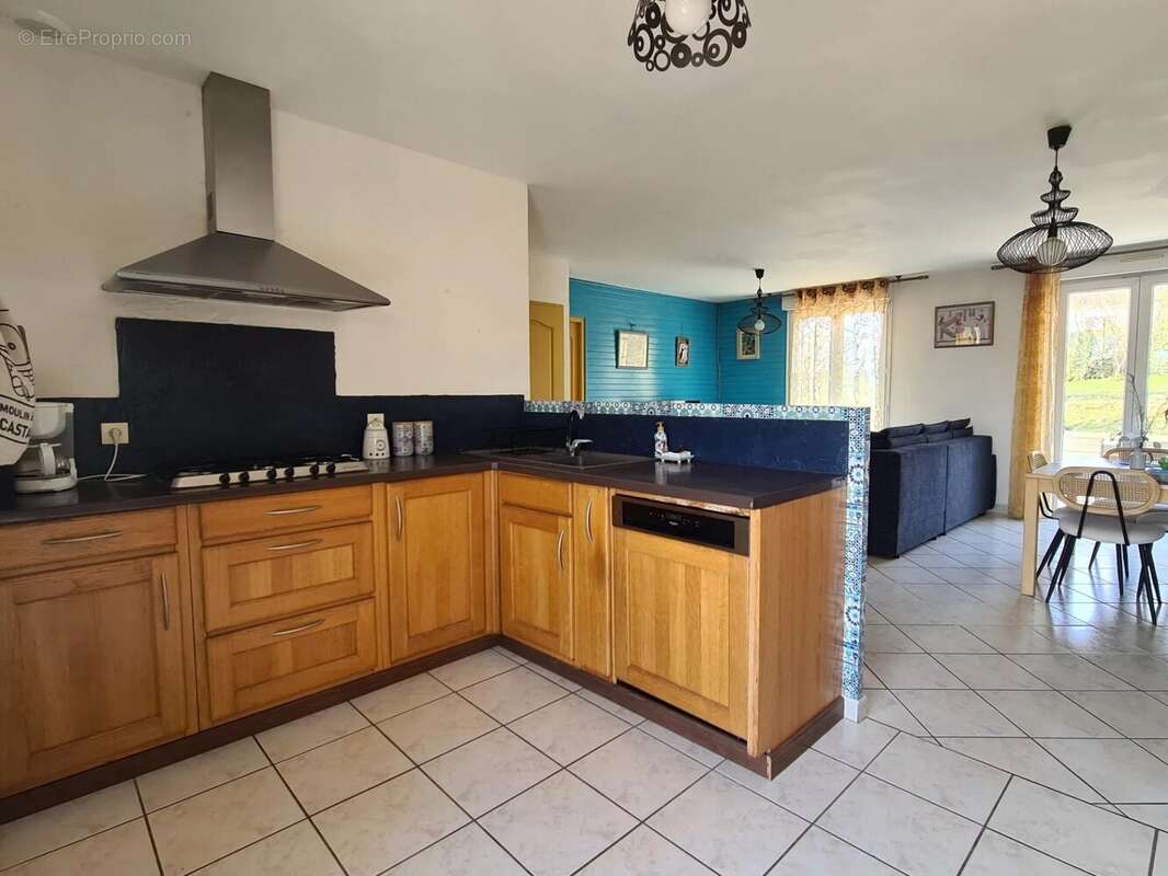 Maison à MONTASTRUC-LA-CONSEILLERE