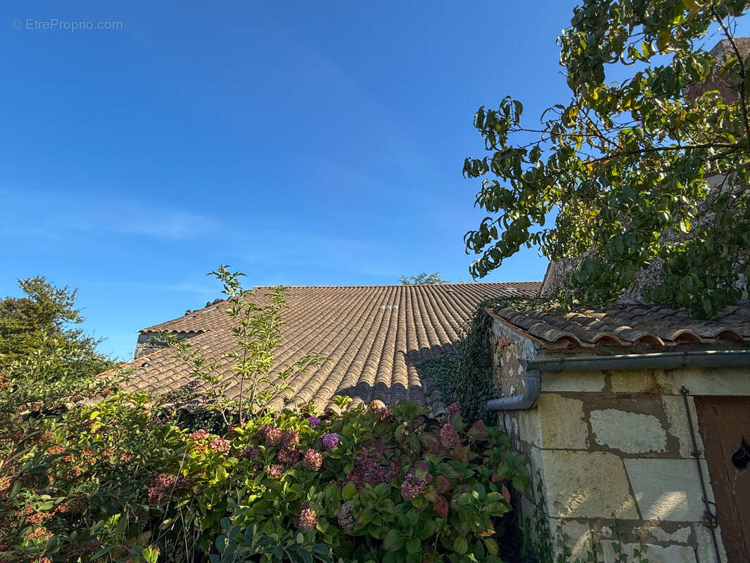 Maison à SAINT-QUANTIN-DE-RANCANNE