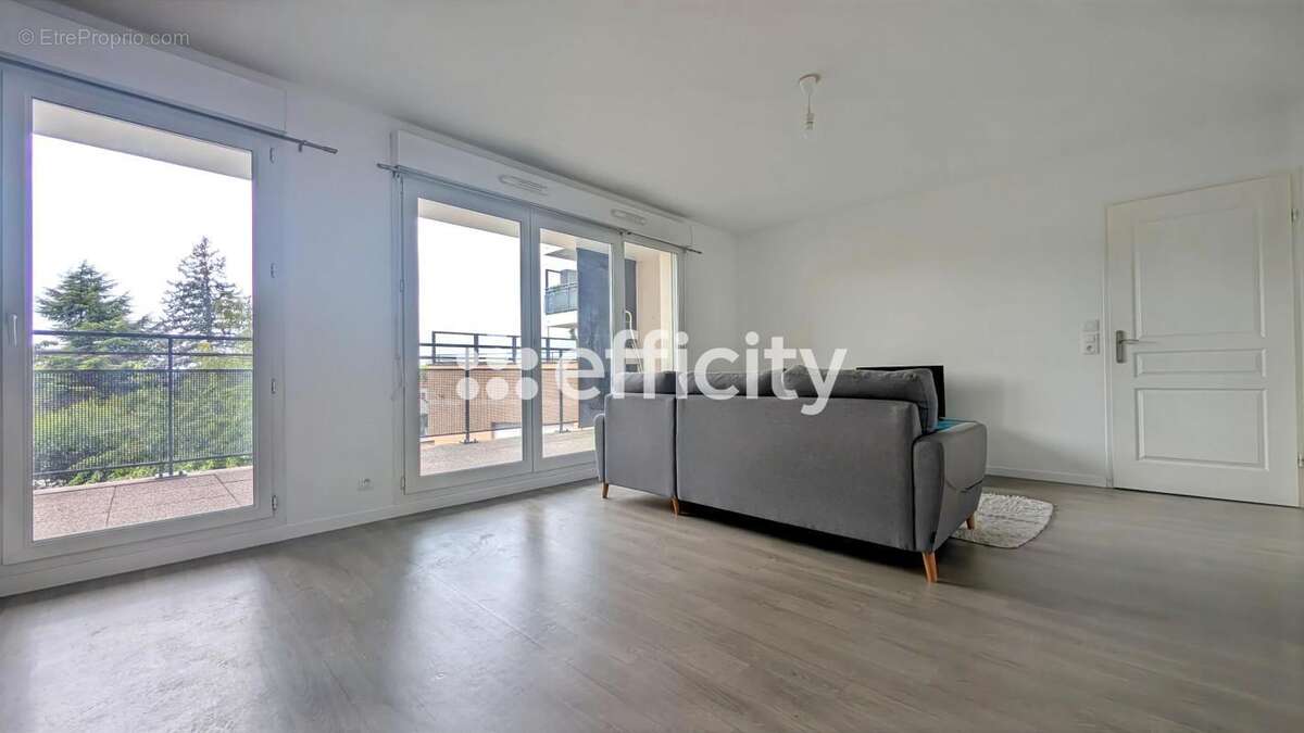 Appartement à LAGNY-SUR-MARNE