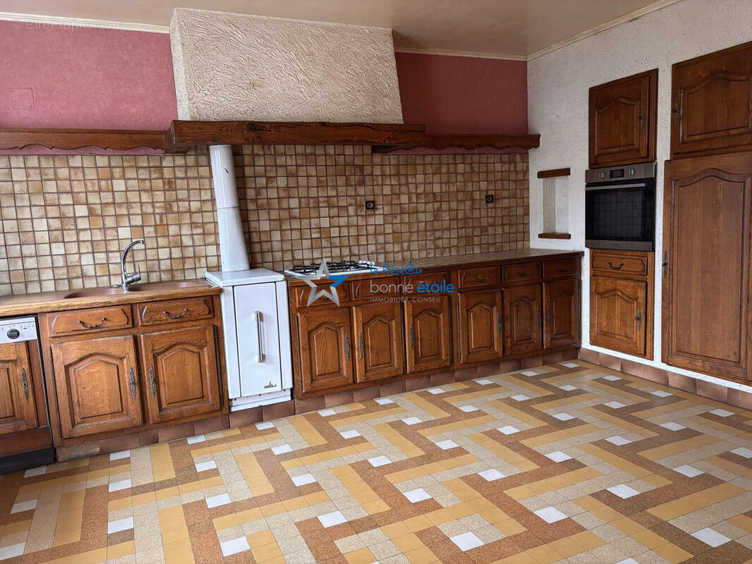 Maison à LAVILLE-AUX-BOIS