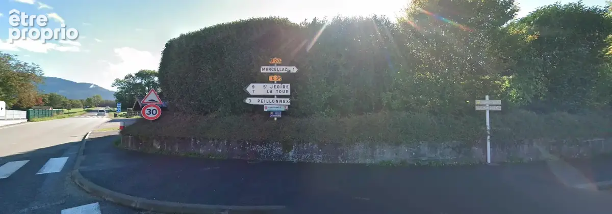 Parking à MARCELLAZ
