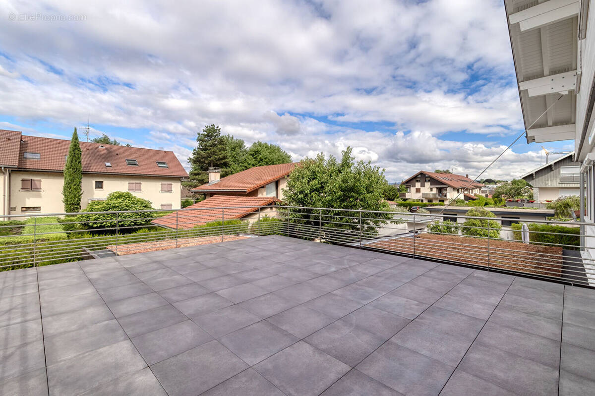 Appartement à ANNECY-LE-VIEUX