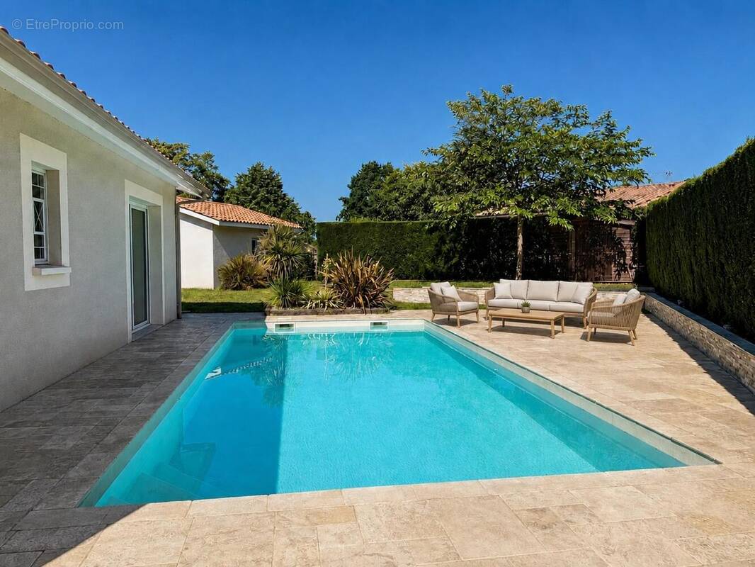 Photo 1 - Maison à LA BREDE