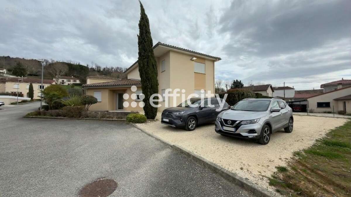 Appartement à SAINT-DONAT-SUR-L'HERBASSE