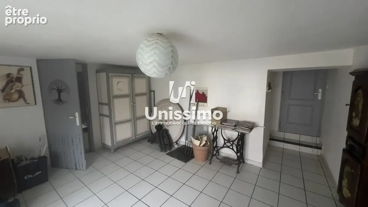 Appartement 4 pièces 106 m² à vendre à L'isle-Sur-Le-Doubs (25250) - photo 2