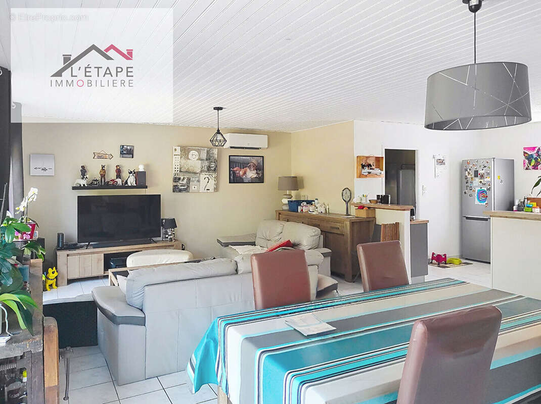 Maison à LE GIROUARD