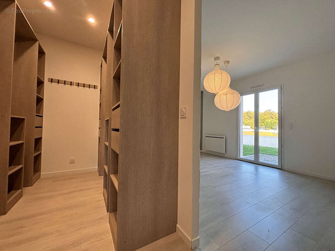 Maison à SERRES-CASTET